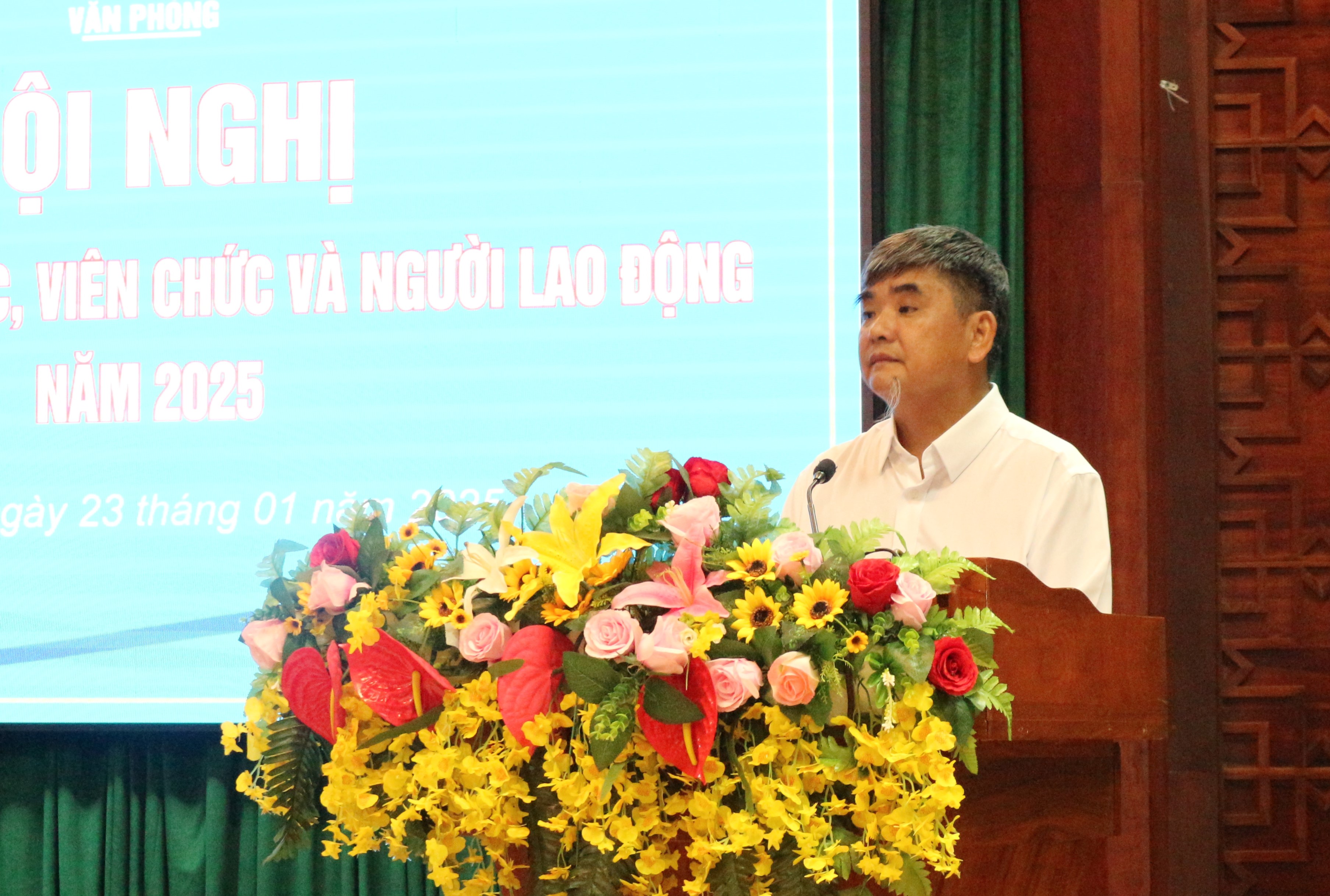 Quyết định quy định chức năng, nhiệm vụ, quyền hạn của Văn phòng Ủy ban nhân dân tỉnh Đắk Lắk